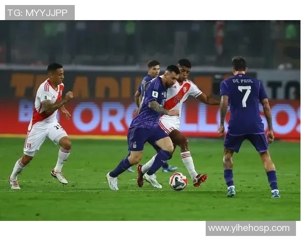 2005年中国足球队与秘鲁队激战回顾及比赛精彩瞬间分析