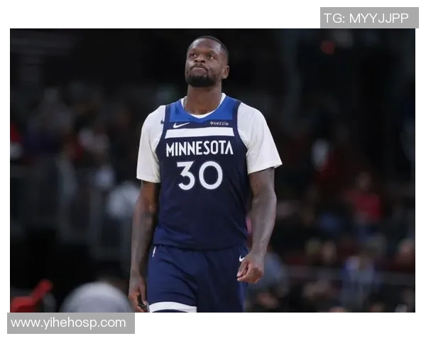 朱利叶斯兰德尔在NBA赛季中的表现分析与未来发展潜力探讨 朱利叶斯兰德尔在NBA赛季中的表现分析与未来发展潜力探讨