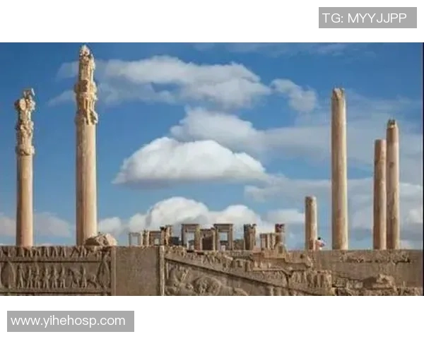 棉农与波斯波利的对比分析探讨农业与体育的相互影响与发展潜力 棉农与波斯波利的对比分析探讨农业与体育的相互影响与发展潜力