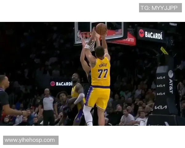 2012年3月5日湖人与热火的经典对决回顾与精彩瞬间分析 2012年3月5日湖人与热火的经典对决回顾与精彩瞬间分析