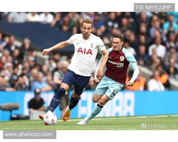 凯恩的传奇之路:从足球天才到全球偶像的成长故事 凯恩的传奇之路:从足球天才到全球偶像的成长故事