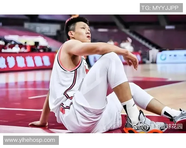 周鹏：篮球场上的传奇之路与个人成长的故事分享